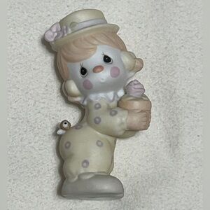 Vintage Precious Moments Clown Figurine Copyright ©️ 1984